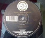 Fascination - Merecat - Racoon Gold - UK House